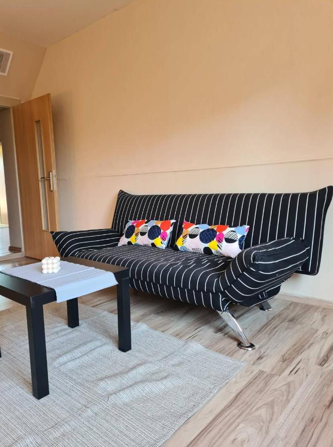 Cosy Vacation House In The Village Velky Meder Exterior photo